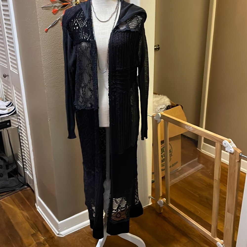 Long cardigan.